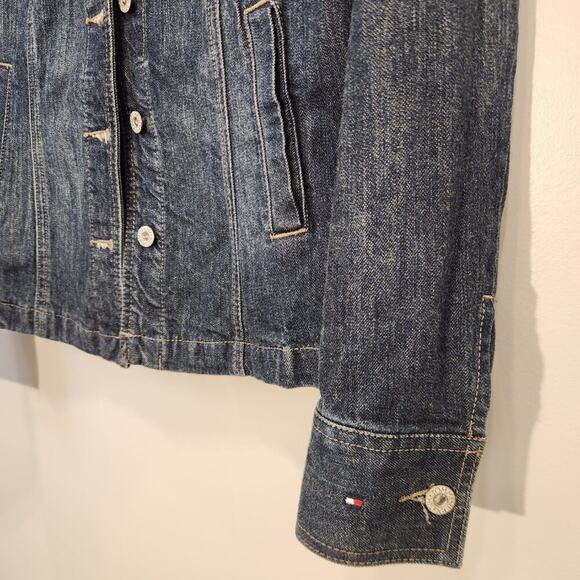 Tommy Hilfiger Jean Jacket Classic Style Preppy Fall Denim Layering - Size M - Picture 6 of 10